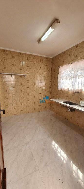 Sobrado à venda e aluguel com 3 quartos, 279m² - Foto 5