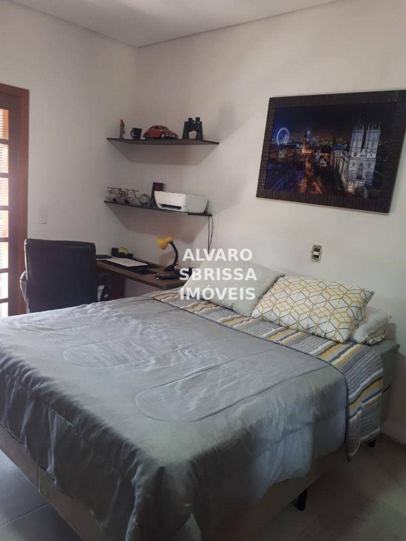 Chácara à venda com 2 quartos, 200m² - Foto 15