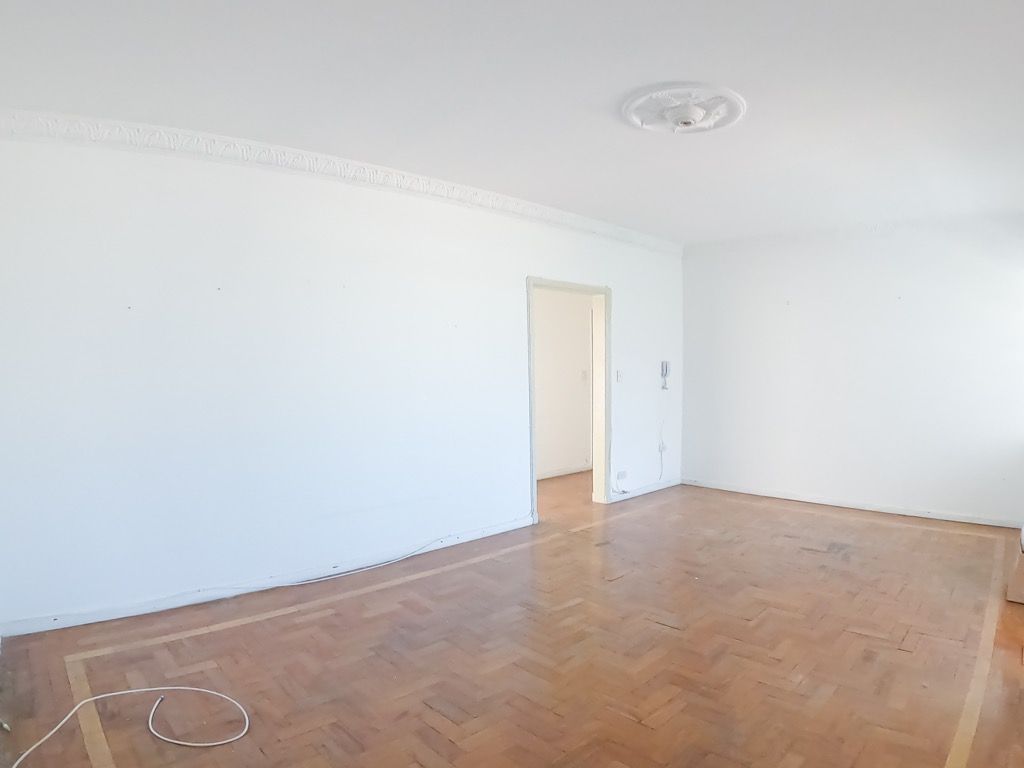 Apartamento à venda com 2 quartos, 67m² - Foto 1