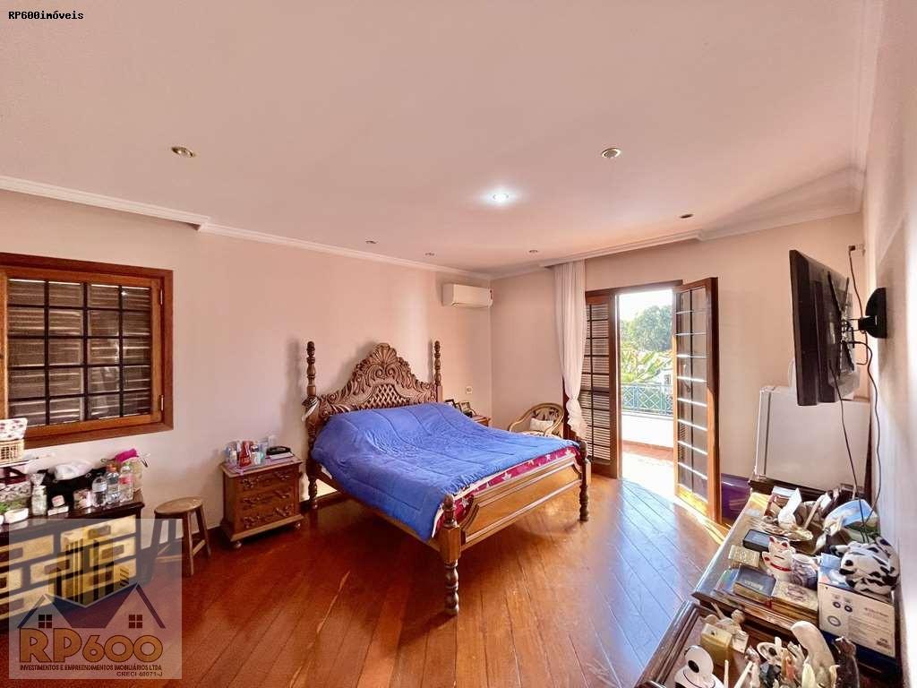 Casa à venda com 6 quartos, 1008m² - Foto 31