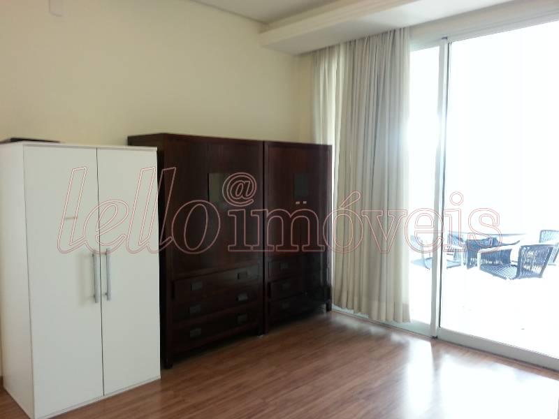 Apartamento para alugar com 4 quartos, 240m² - Foto 5