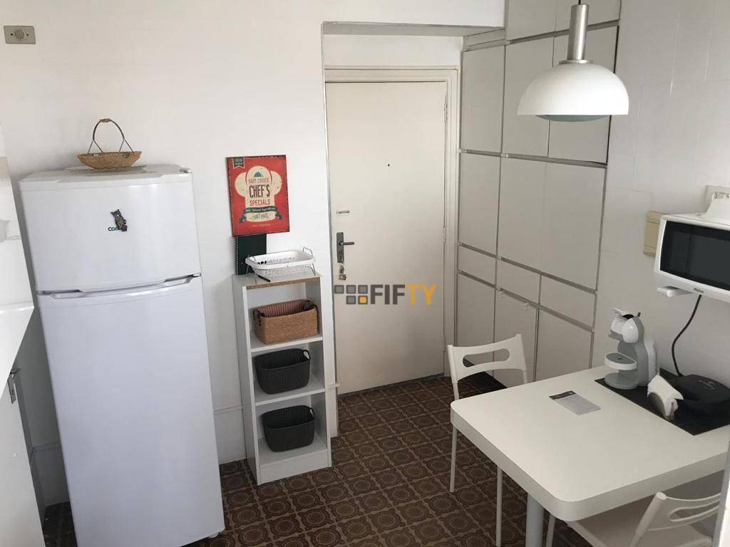 Apartamento à venda com 2 quartos, 77m² - Foto 12