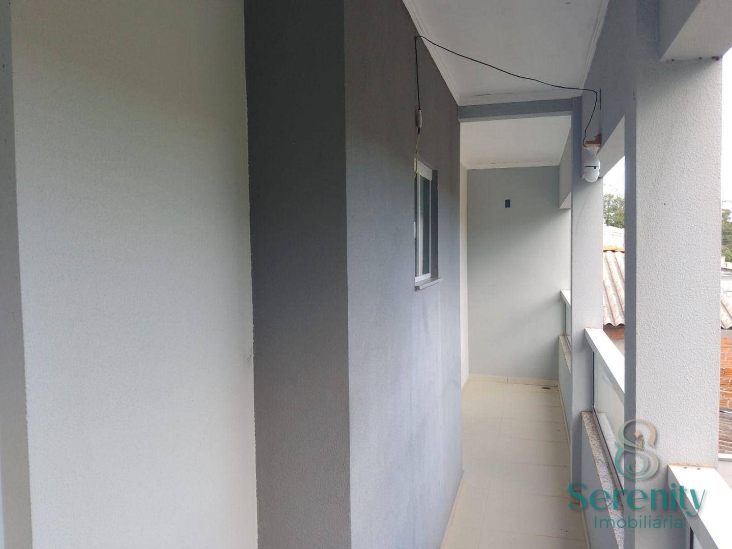 Casa à venda com 3 quartos, 180m² - Foto 2