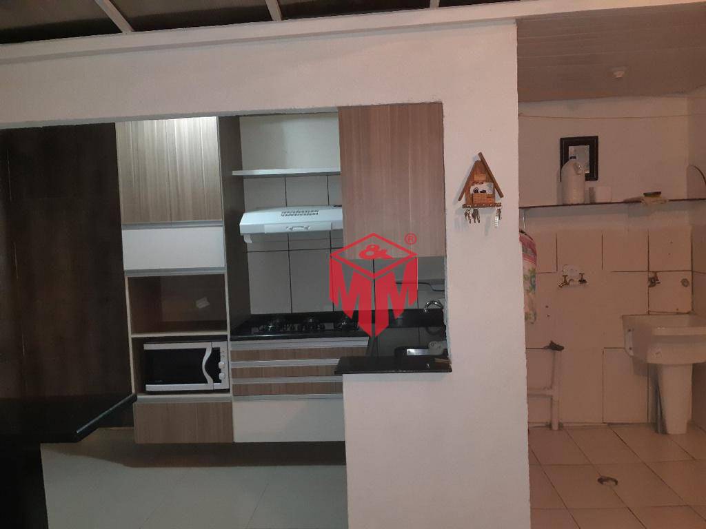 Casa à venda com 3 quartos, 188m² - Foto 9