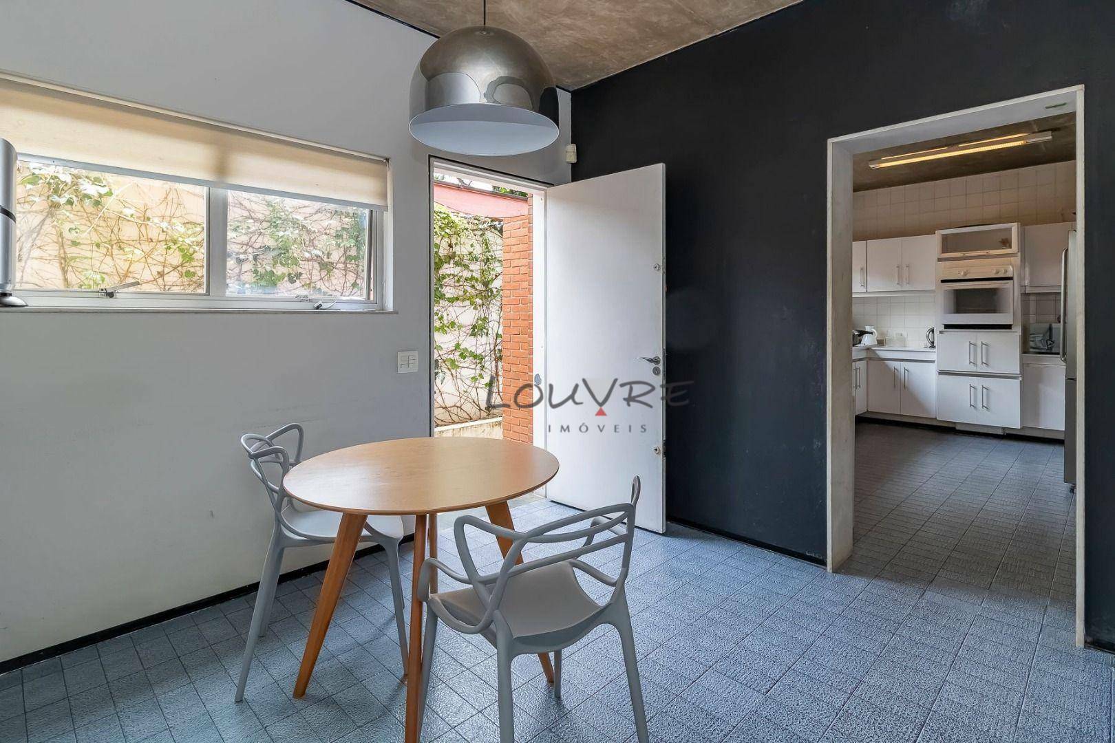 Casa à venda com 4 quartos, 380m² - Foto 10