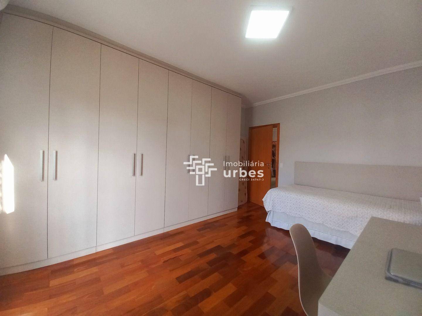 Casa à venda com 3 quartos, 347m² - Foto 53