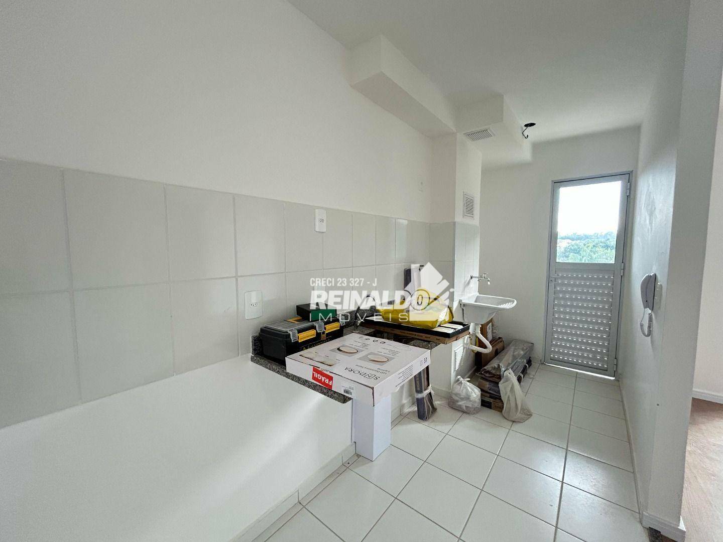 Apartamento para alugar com 2 quartos, 46m² - Foto 4
