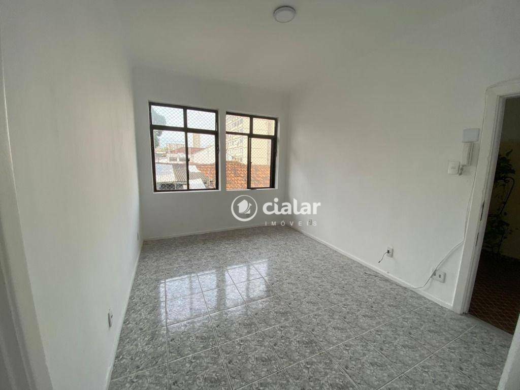 Apartamento para alugar com 2 quartos, 70m² - Foto 5