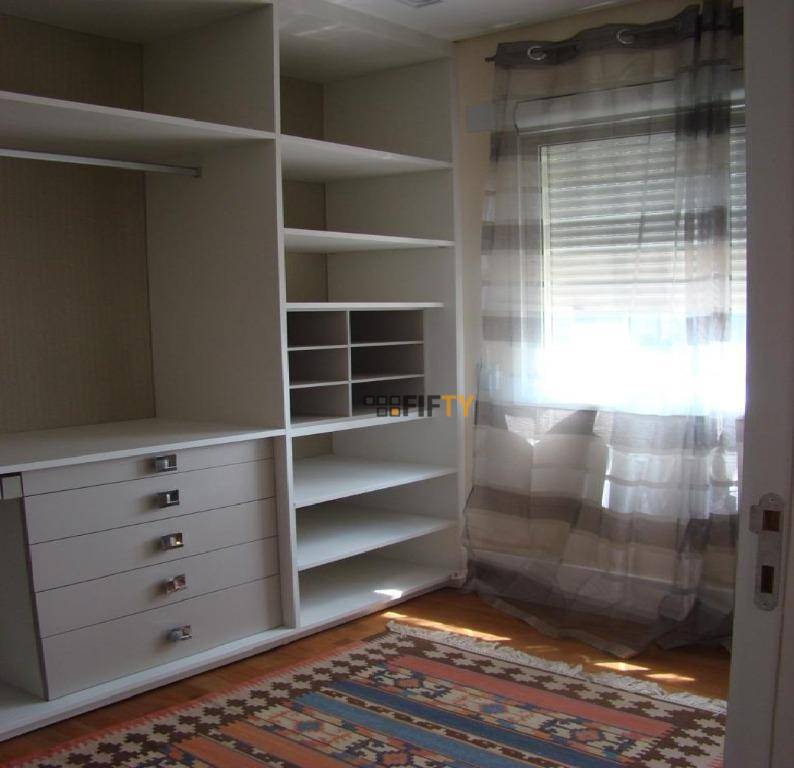 Apartamento para alugar com 2 quartos, 110m² - Foto 18