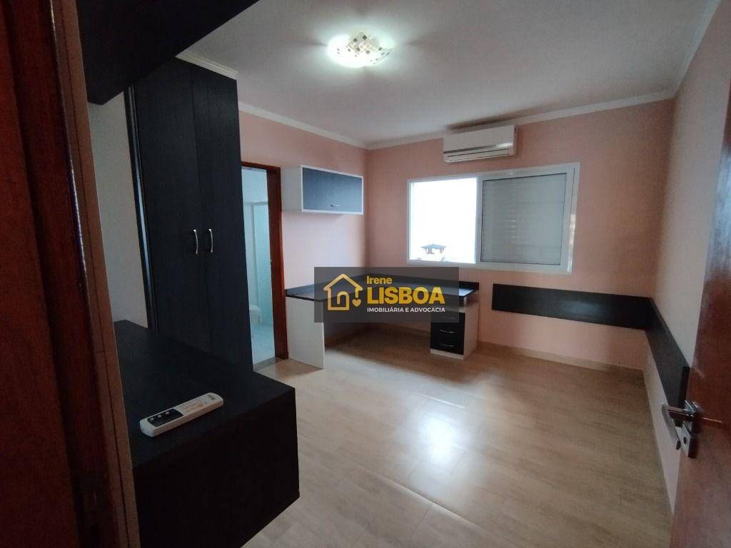 Sobrado à venda com 3 quartos, 200m² - Foto 30