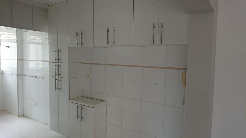 Apartamento à venda com 3 quartos, 70m² - Foto 12