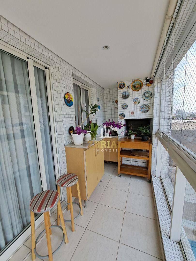 Apartamento à venda com 3 quartos, 179m² - Foto 12