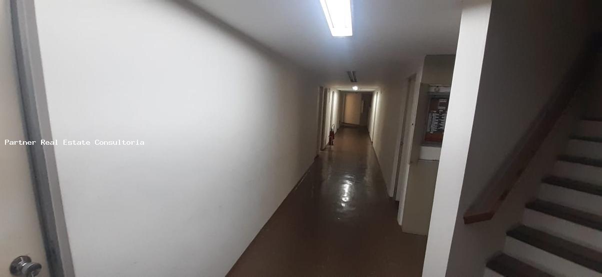 Prédio Inteiro à venda com 5 quartos, 1700m² - Foto 8