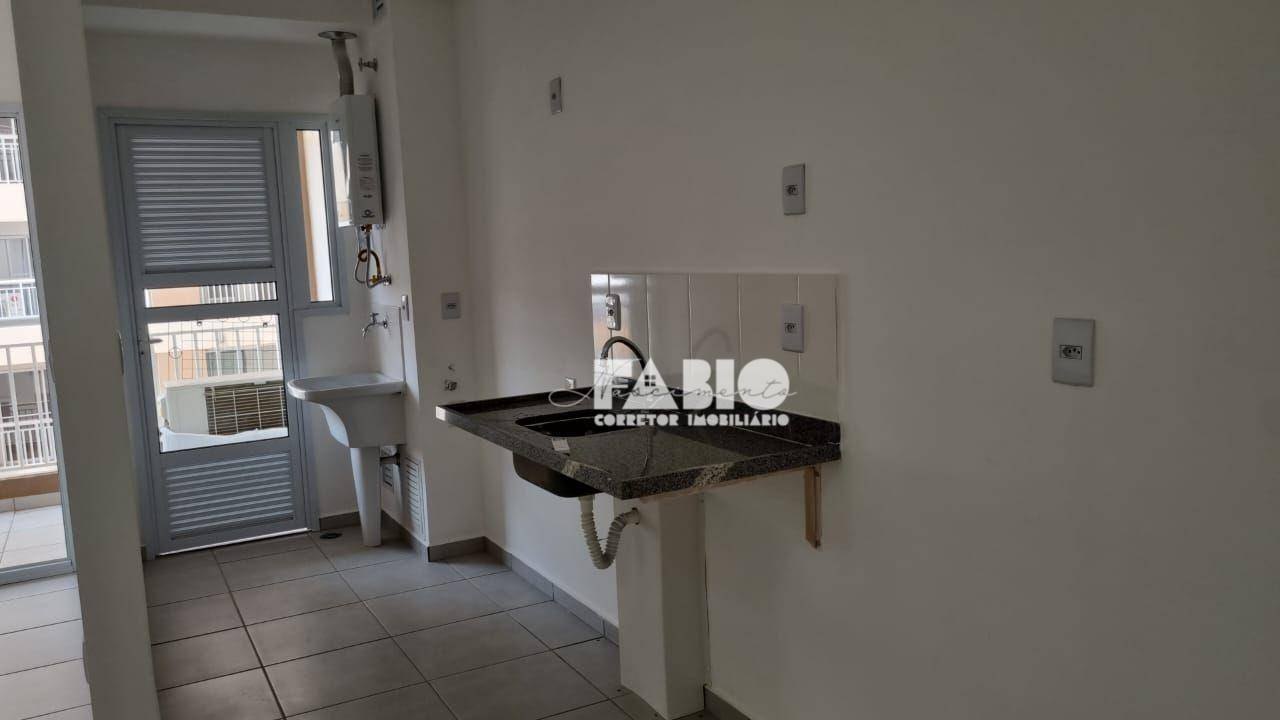 Apartamento à venda com 3 quartos, 76m² - Foto 4