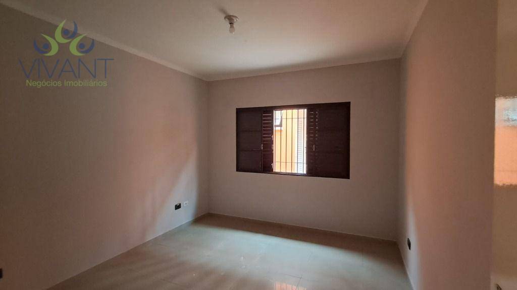 Casa para alugar com 4 quartos, 280m² - Foto 41