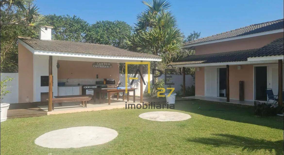 Sobrado à venda com 3 quartos, 300m² - Foto 3