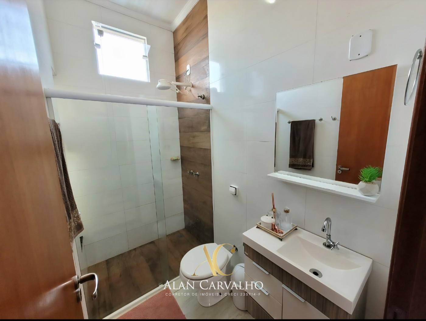 Casa à venda com 3 quartos, 200m² - Foto 10