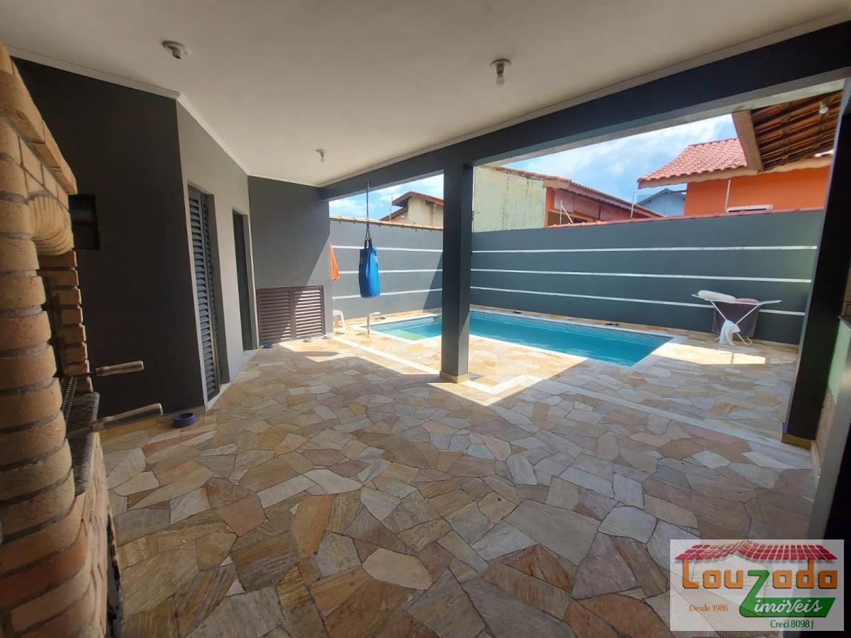 Casa à venda com 3 quartos, 250m² - Foto 14