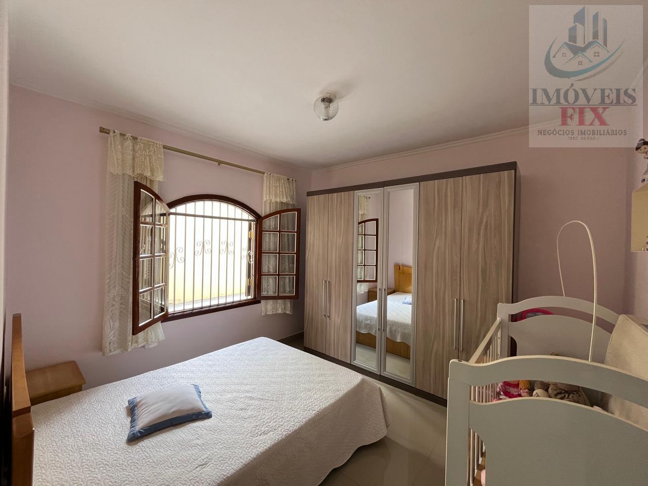 Chácara à venda com 2 quartos, 221m² - Foto 18