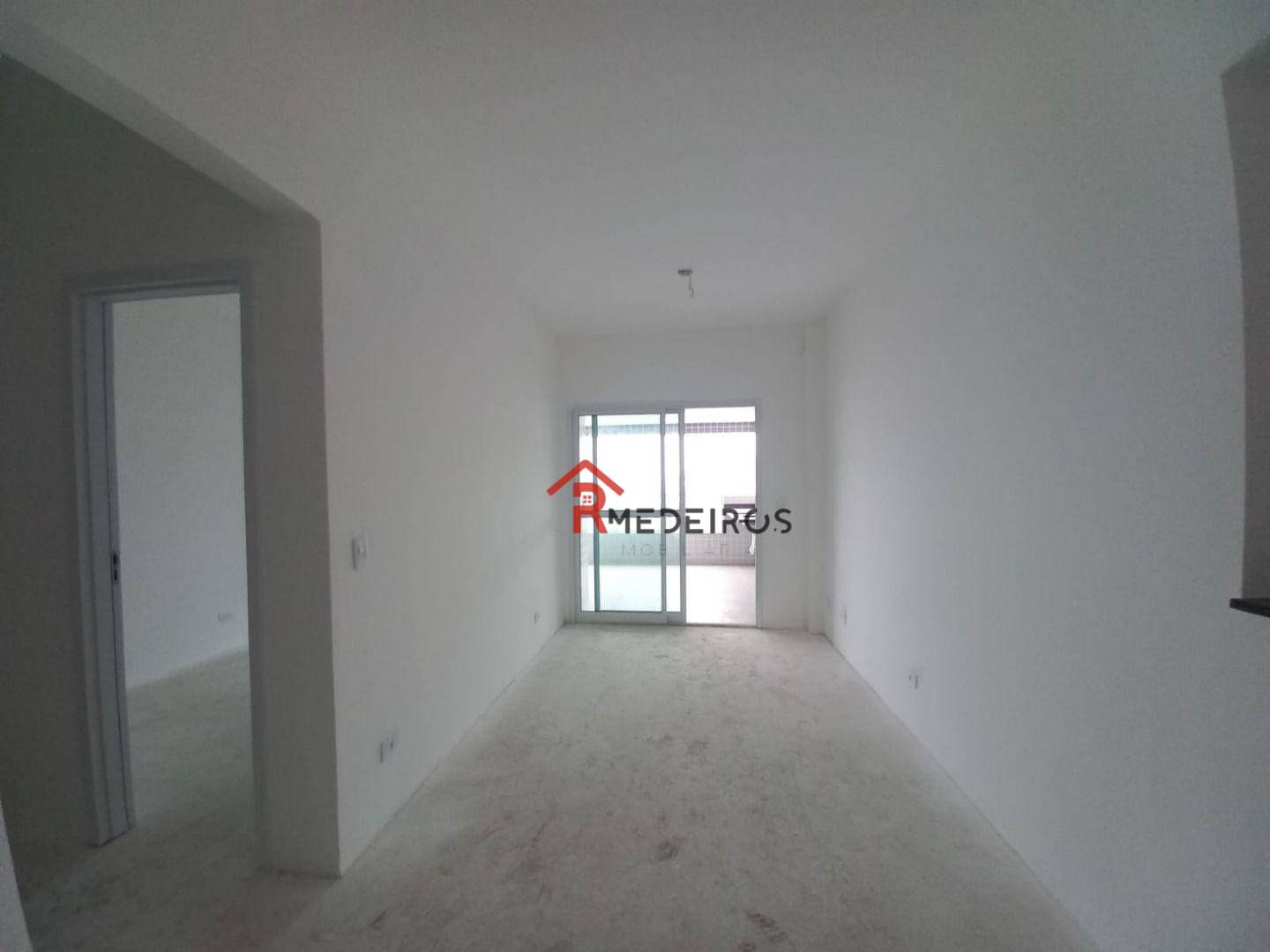 Apartamento à venda com 2 quartos, 82m² - Foto 3