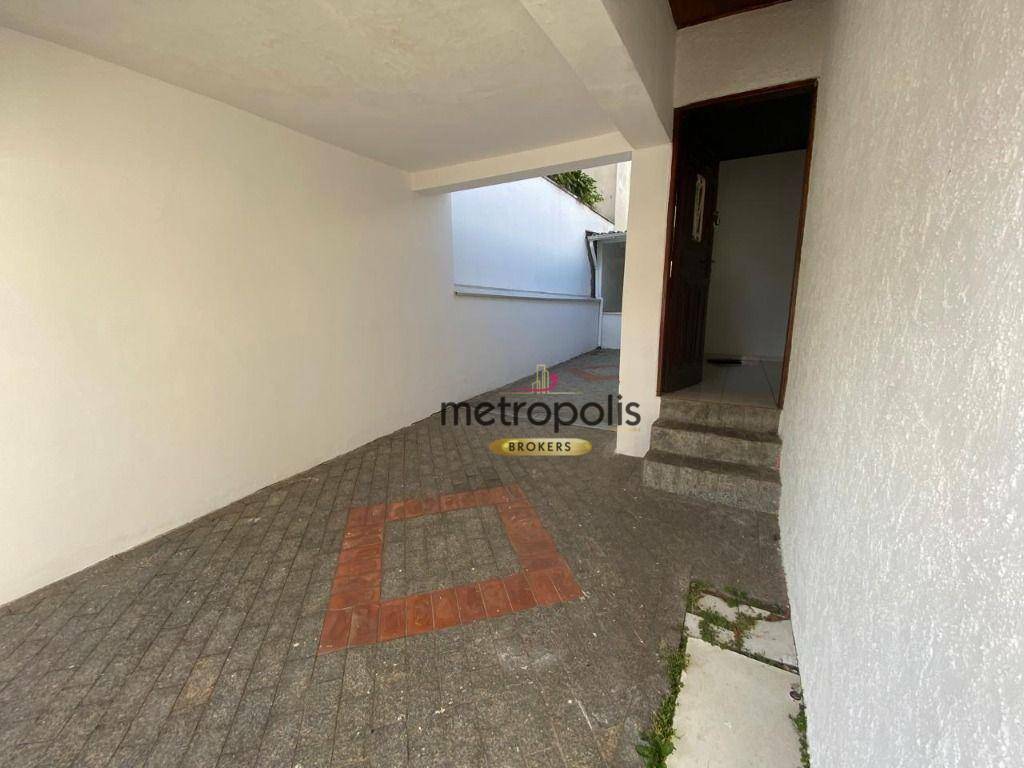 Casa para alugar com 3 quartos, 200m² - Foto 4