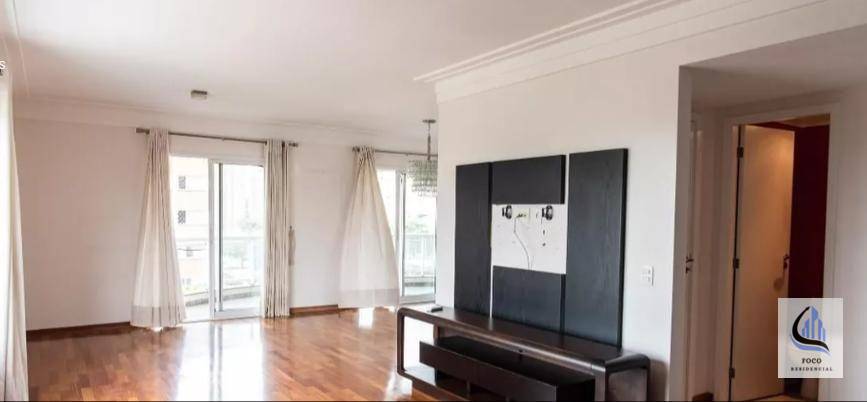 Apartamento à venda e aluguel com 4 quartos, 200m² - Foto 4