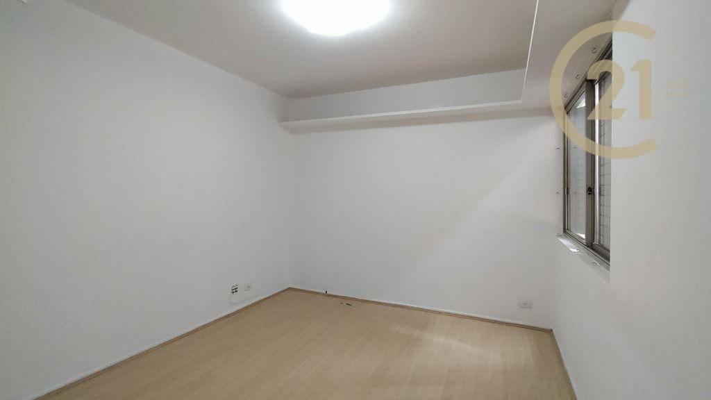 Apartamento para alugar com 3 quartos, 130m² - Foto 7