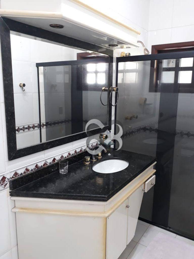 Casa à venda e aluguel com 5 quartos, 421m² - Foto 24