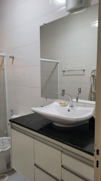 Casa à venda com 3 quartos, 300m² - Foto 12