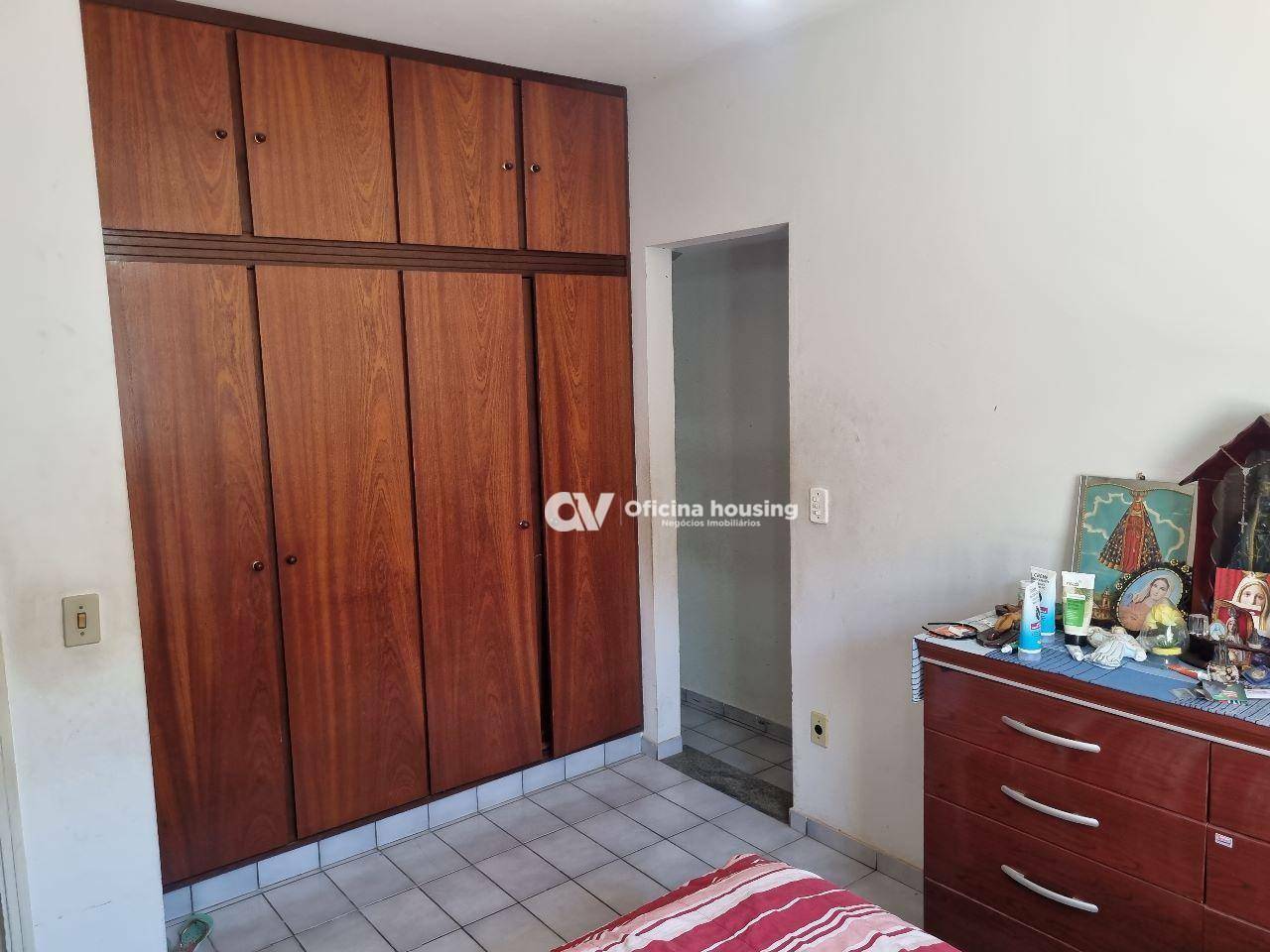 Casa à venda com 3 quartos, 240m² - Foto 5