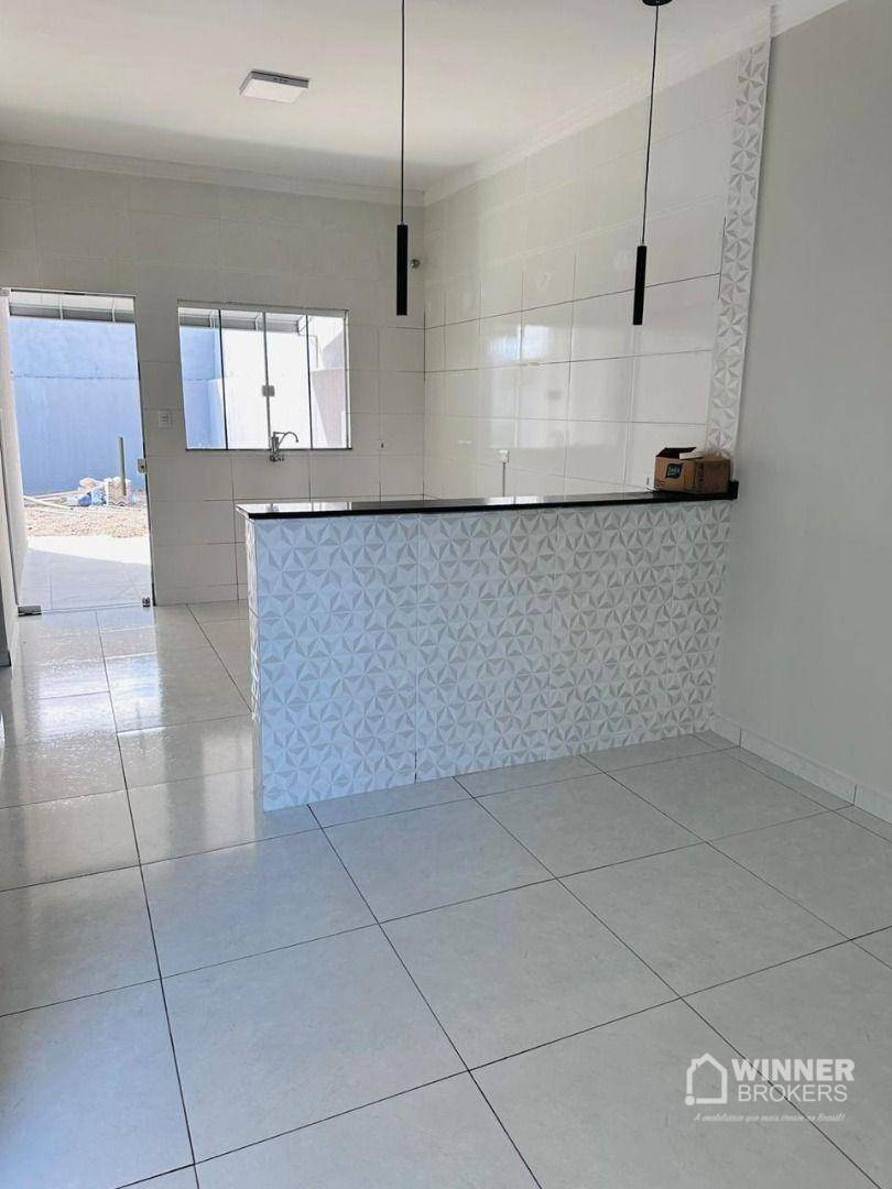 Casa à venda com 3 quartos, 69m² - Foto 4