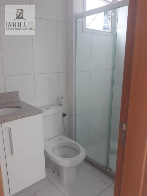 Apartamento à venda com 2 quartos, 72m² - Foto 8