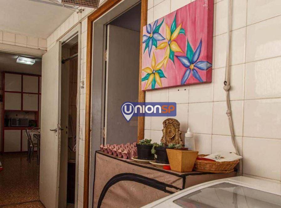 Apartamento à venda com 3 quartos, 108m² - Foto 17