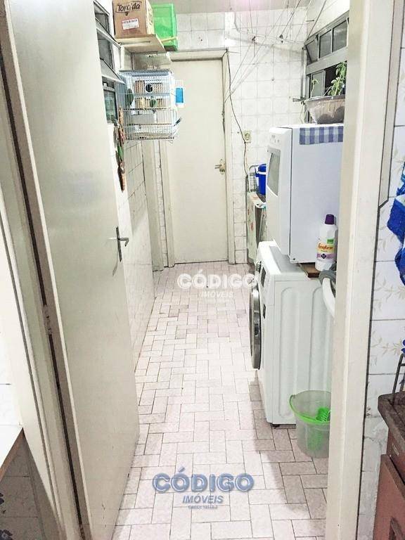 Apartamento à venda com 3 quartos, 97m² - Foto 6