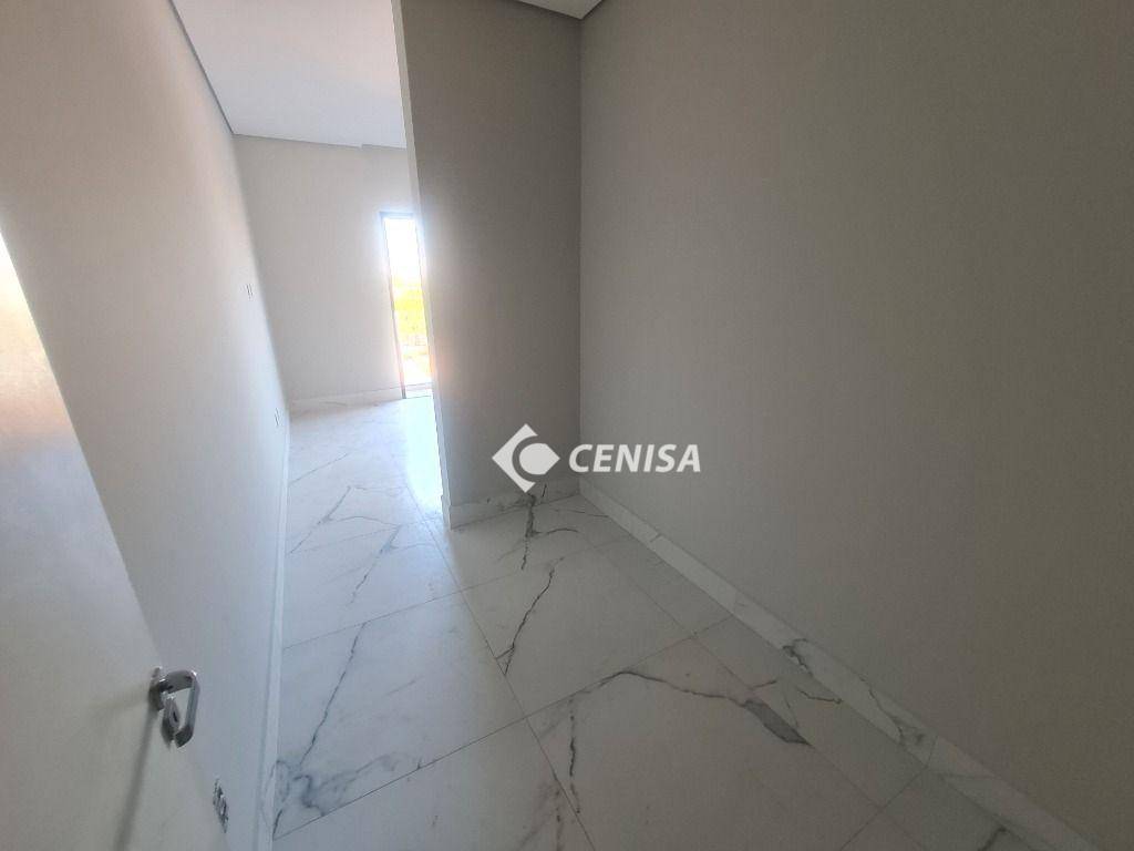 Casa à venda com 3 quartos, 206m² - Foto 18