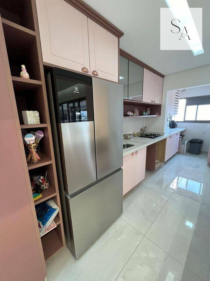 Apartamento à venda com 3 quartos, 121m² - Foto 14