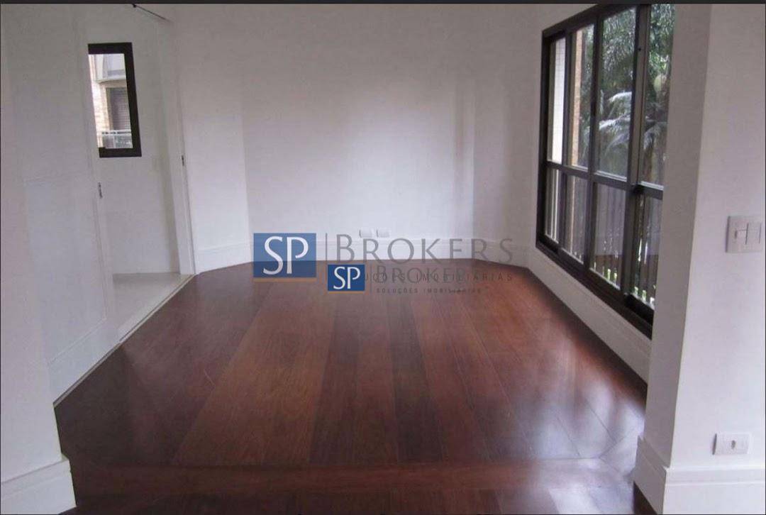 Apartamento à venda com 3 quartos, 210m² - Foto 2