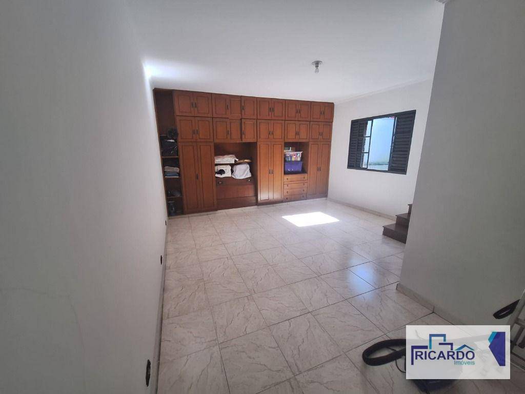 Sobrado à venda com 5 quartos, 238m² - Foto 24