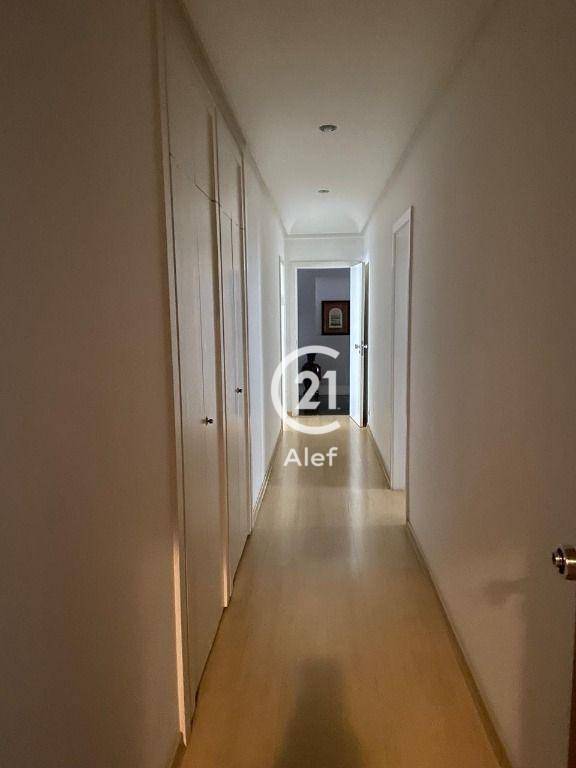 Apartamento à venda com 3 quartos, 220m² - Foto 38