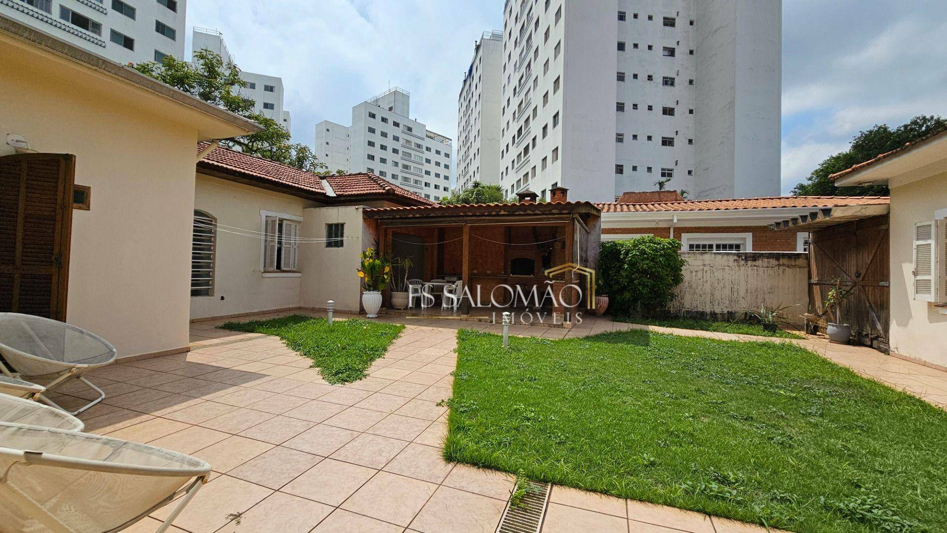 Casa à venda com 3 quartos, 200m² - Foto 2