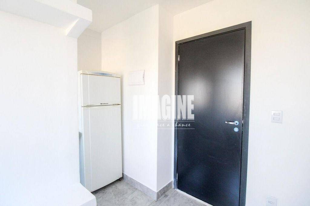 Apartamento à venda com 1 quarto, 30m² - Foto 6