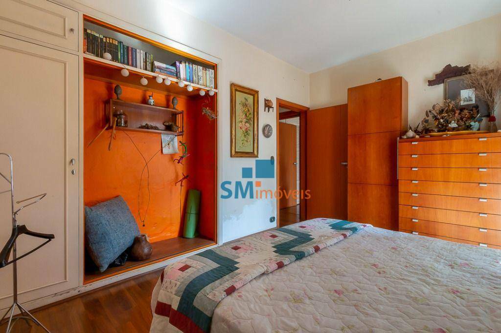 Apartamento à venda com 3 quartos, 133m² - Foto 13