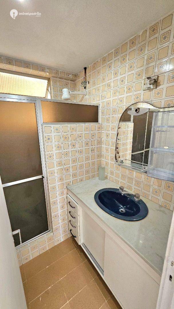 Apartamento para alugar com 3 quartos, 120m² - Foto 22