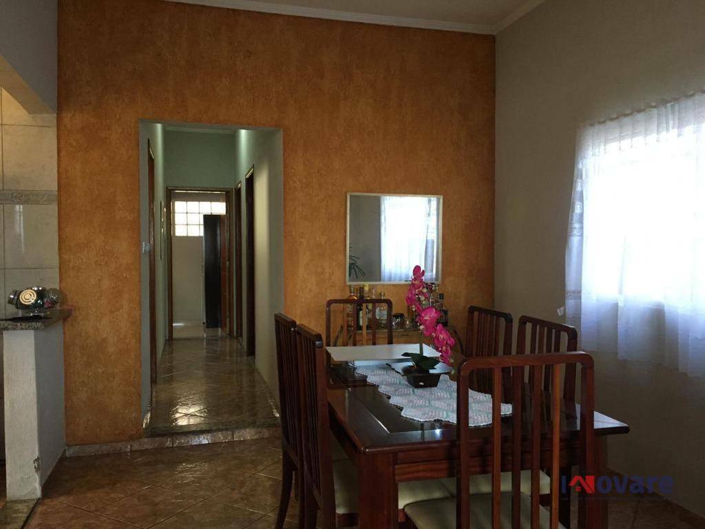 Casa à venda com 3 quartos, 160m² - Foto 2