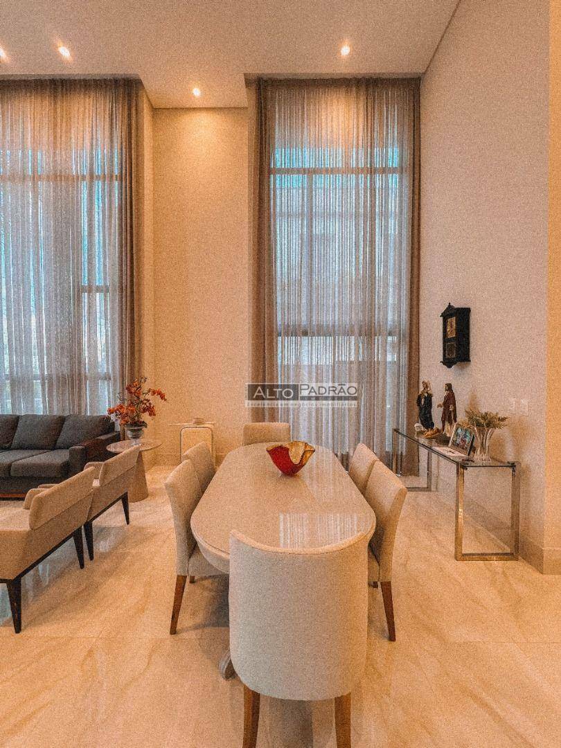 Casa de Condomínio à venda com 3 quartos, 225M2 - Foto 4