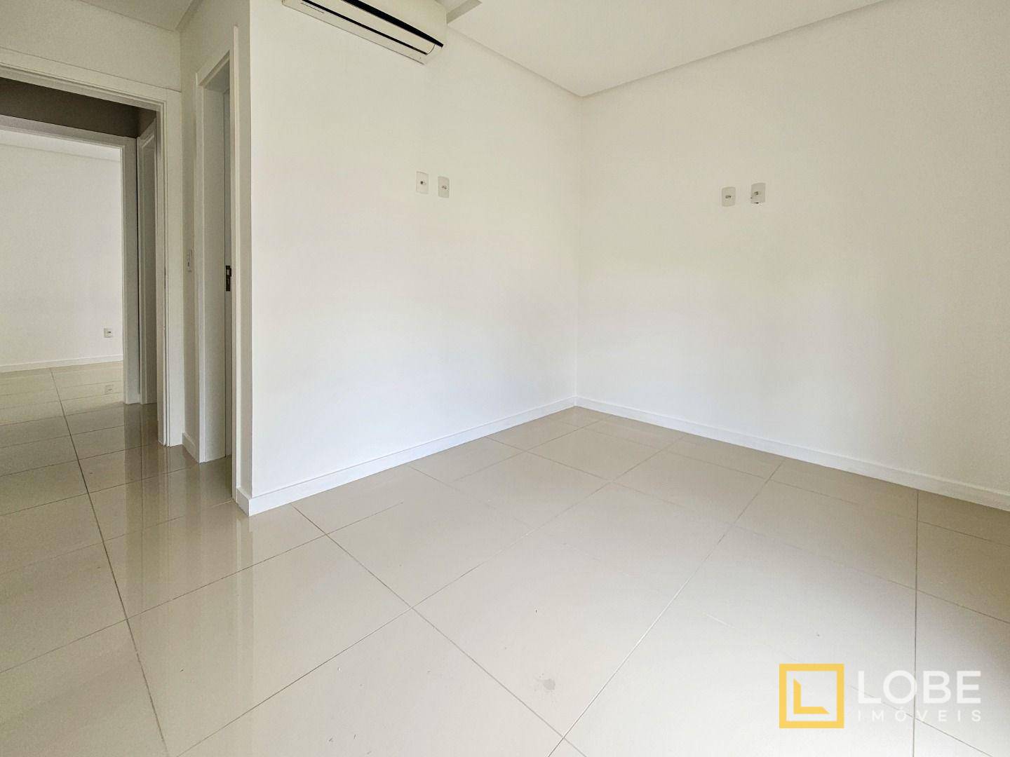 Apartamento à venda com 2 quartos, 64m² - Foto 13