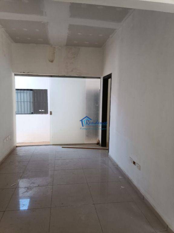 Casa para alugar com 3 quartos, 180m² - Foto 14