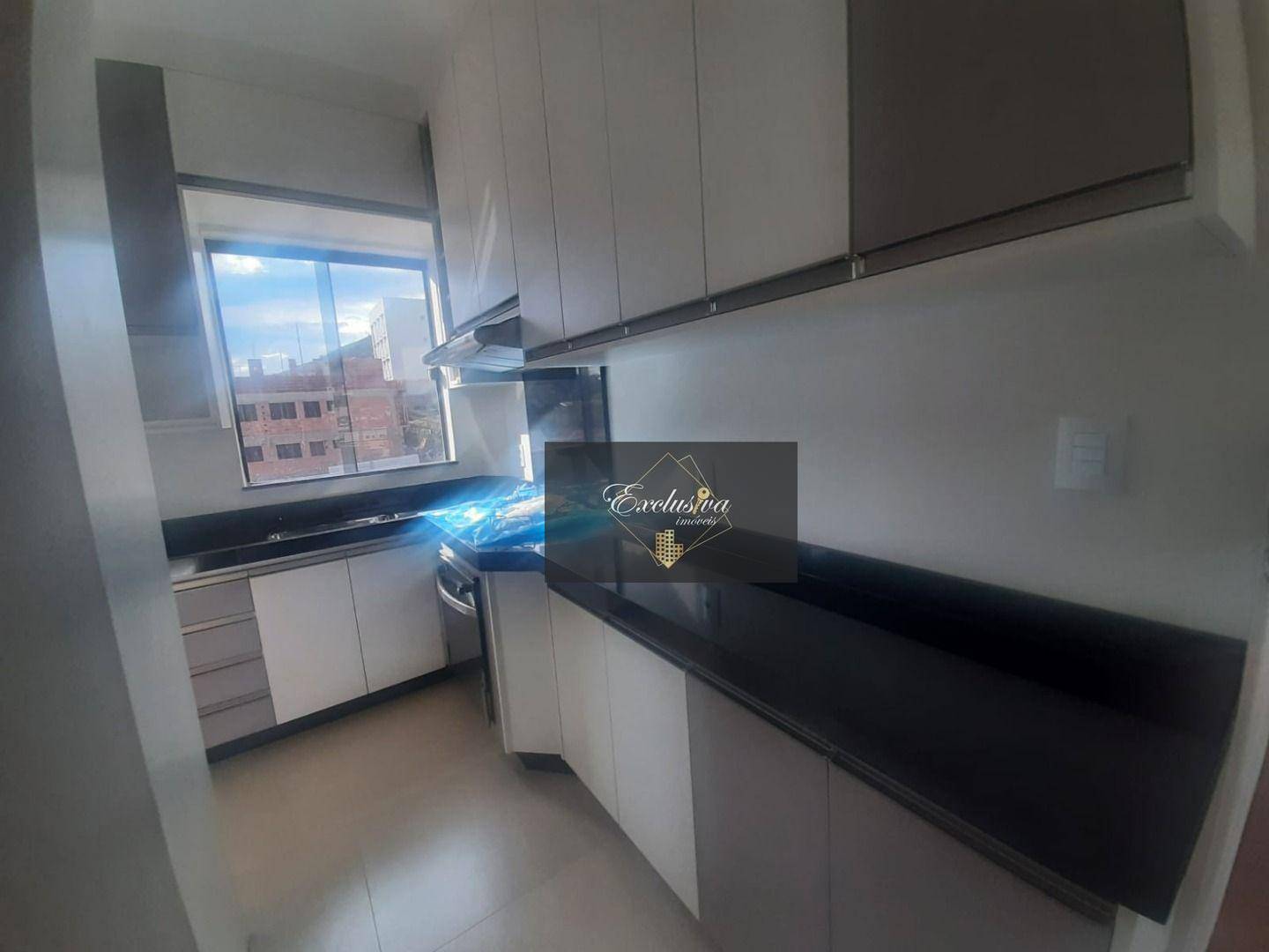 Apartamento à venda com 3 quartos, 78m² - Foto 4