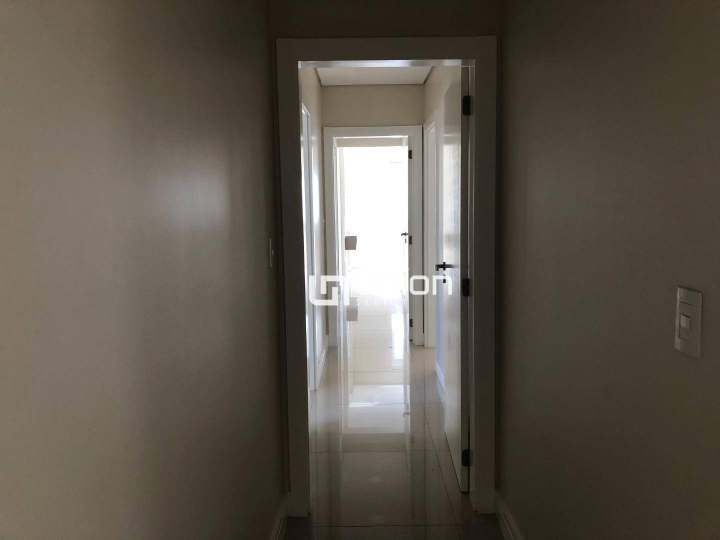 Apartamento à venda com 3 quartos, 131m² - Foto 7