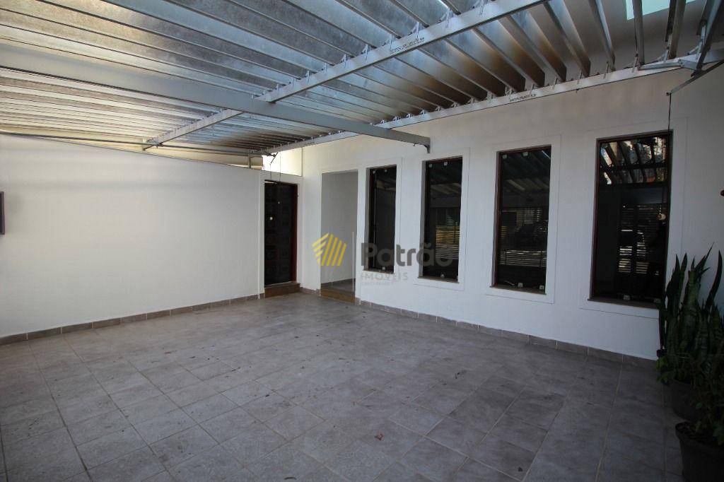 Sobrado à venda com 4 quartos, 176m² - Foto 32